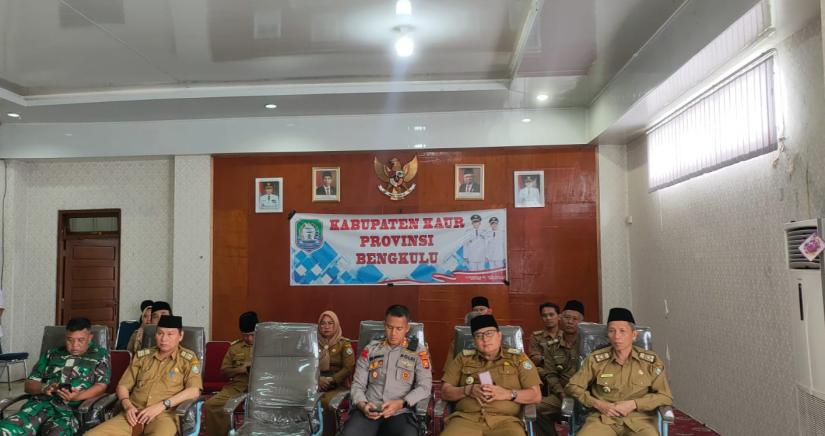 Sekda Kaur Beserta Tamu Undangan